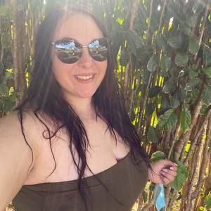 Meet your Posher, Karlyna